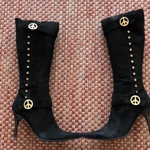 New with box never worn Knee-high boots